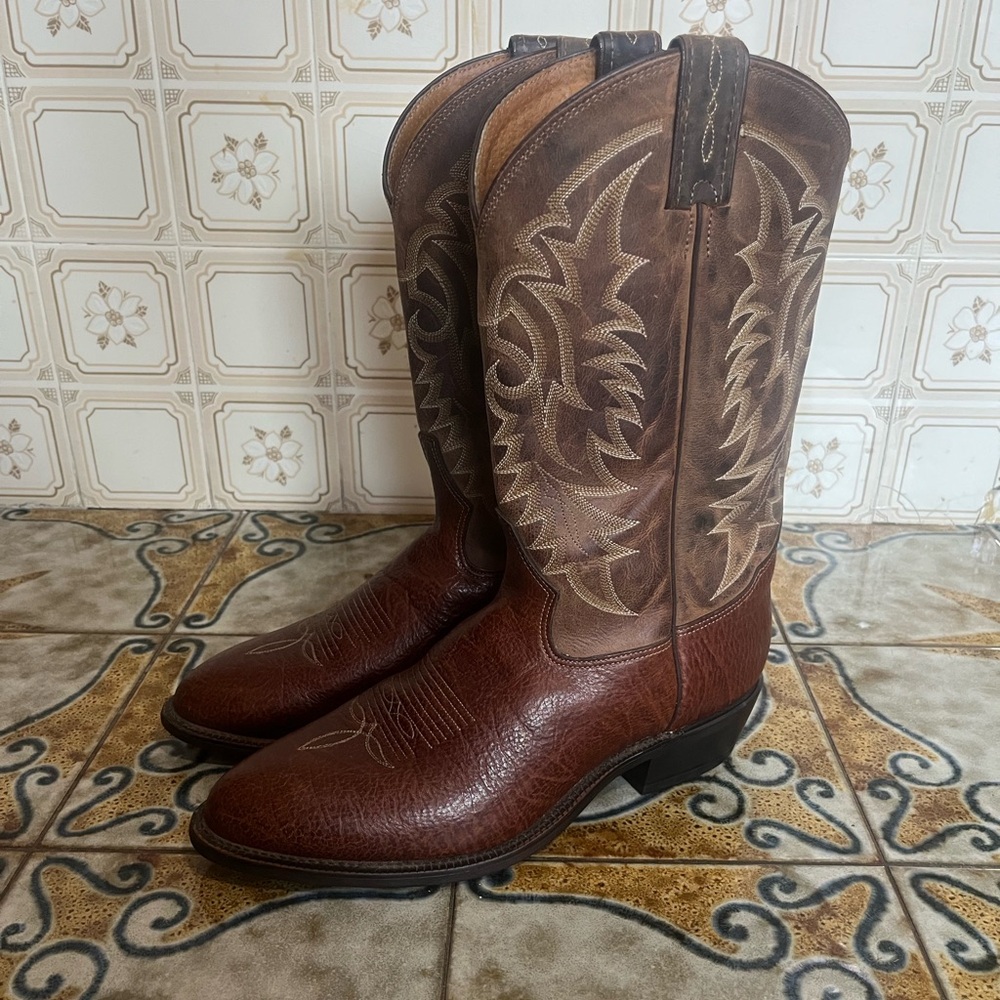 Tony Lama men’s cowboy bootss
